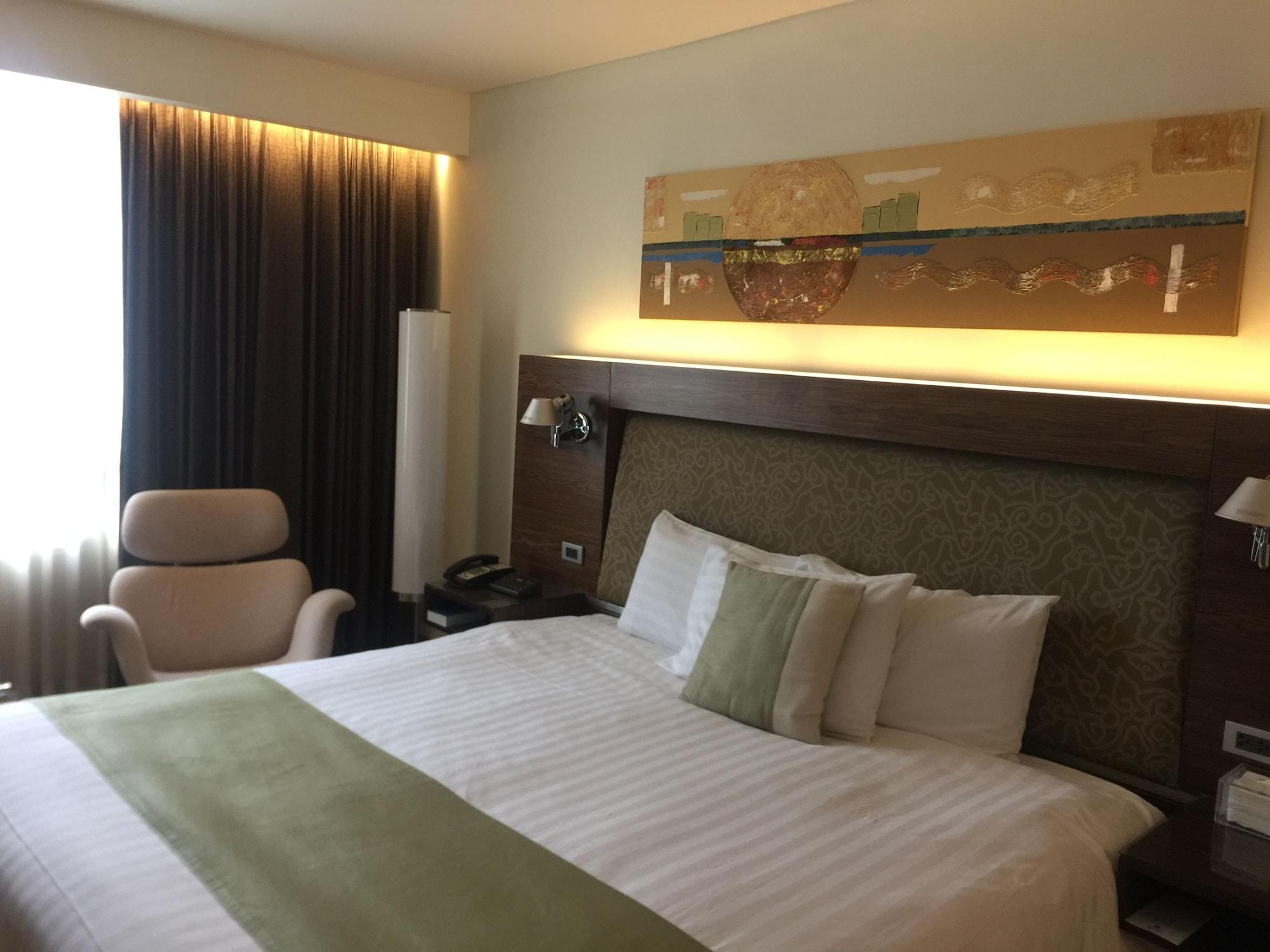 Отель Nh Bangkok Asoke Экстерьер фото