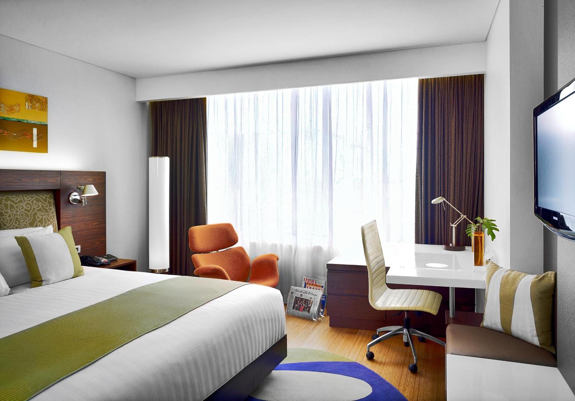 Отель Nh Bangkok Asoke Экстерьер фото