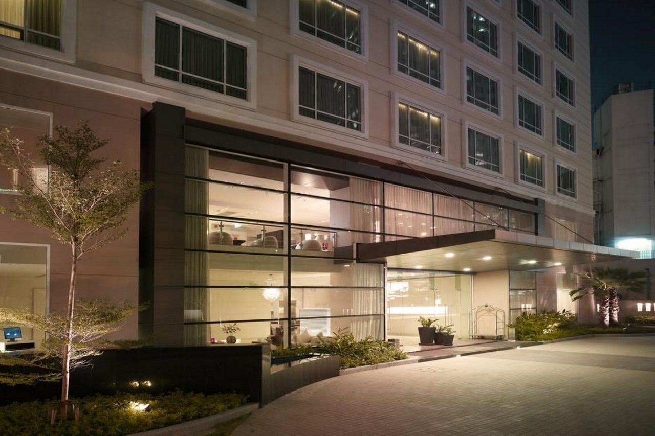 Отель Nh Bangkok Asoke Экстерьер фото